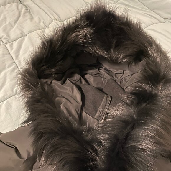 Mackage Kay Fur-Collar Down Coat NWOT - Picture 4 of 6